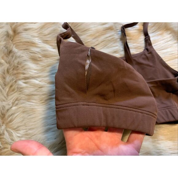 Everlane the Invisible Square-Neck Bralette Dark Tan XXS - Picture 6 of 7